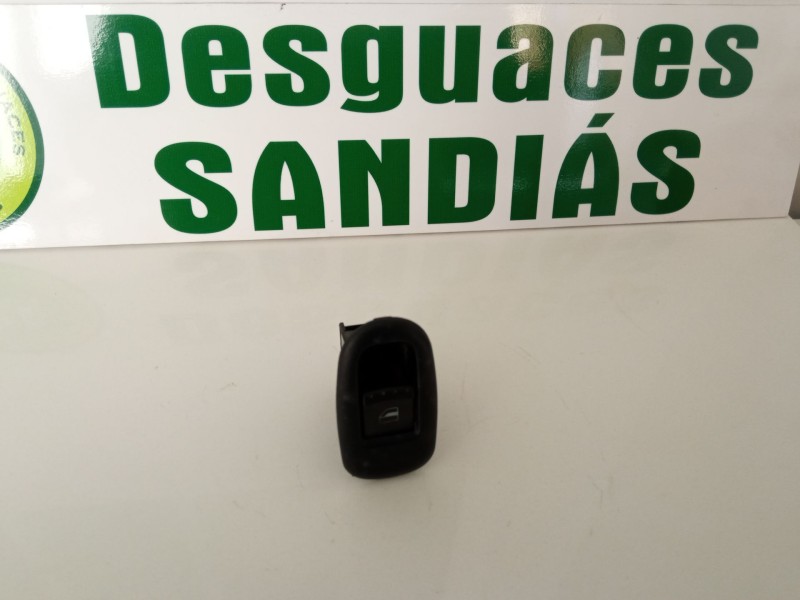 Recambio de botonera elevalunas para seat toledo referencia OEM IAM 1MO959855  