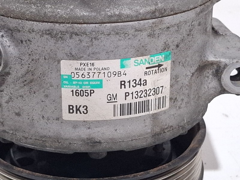 Recambio de compresor aire acondicionado para opel insignia a sports tourer (g09) 2.0 cdti (35) referencia OEM IAM P13232307  