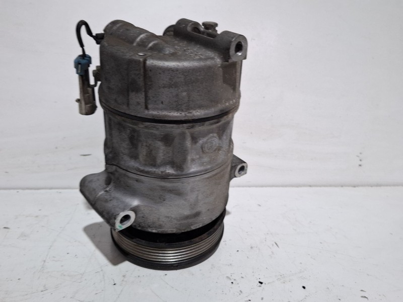 Recambio de compresor aire acondicionado para opel insignia a sports tourer (g09) 2.0 cdti (35) referencia OEM IAM P13232307  