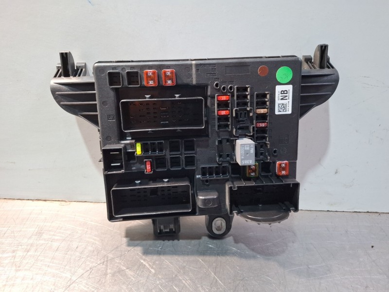Recambio de caja reles / fusibles para opel insignia a sports tourer (g09) 2.0 cdti (35) referencia OEM IAM 544949969  
