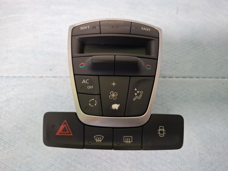 Recambio de mando climatizador para renault laguna iii referencia OEM IAM 275109973R / 27500d060a  
