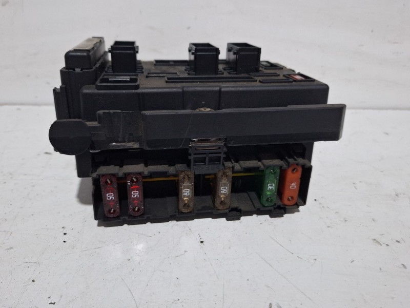 Recambio de centralita bsm para citroën c5 referencia OEM IAM 9641258080-00 / S110500001E  