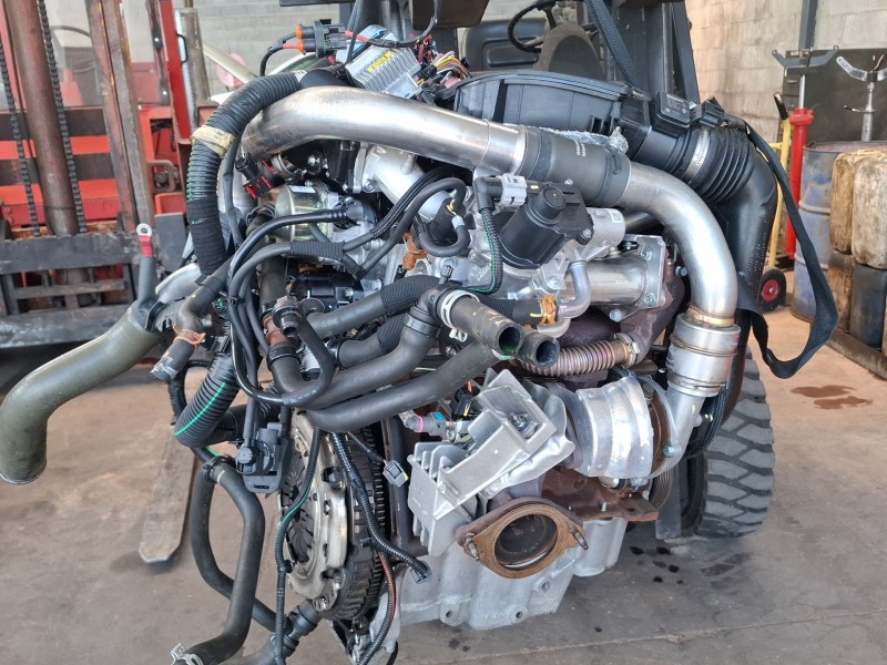 Recambio de motor completo para dacia sandero referencia OEM IAM K9K E8  