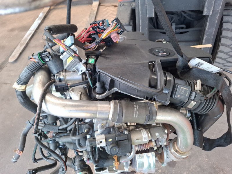 Recambio de motor completo para dacia sandero referencia OEM IAM K9K E8  
