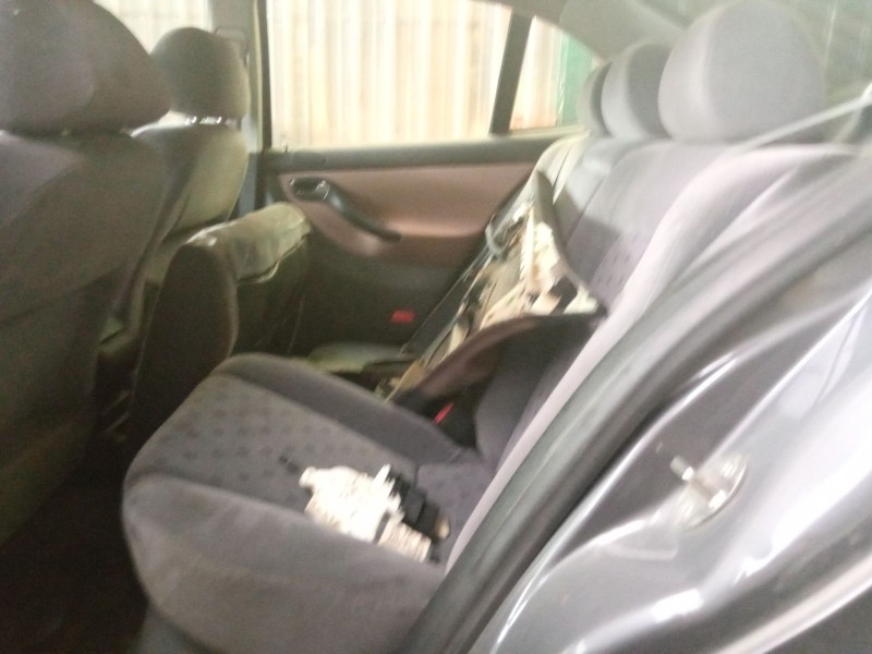 seat toledo del año 1999