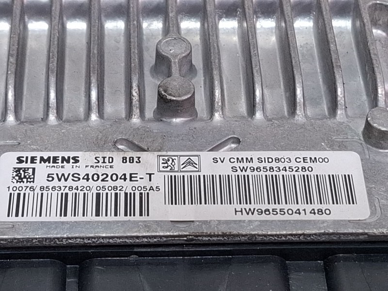 Recambio de centralita motor para peugeot 407 referencia OEM IAM 5WS40204E T  