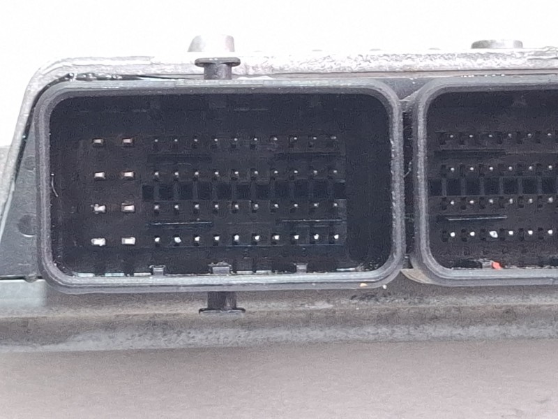 Recambio de centralita motor para peugeot 407 referencia OEM IAM 5WS40204E T  