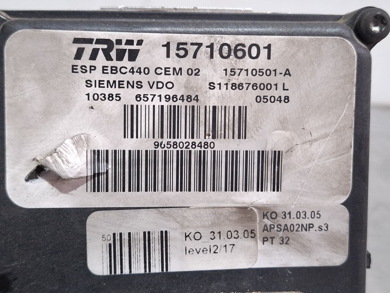 Recambio de modulo abs para peugeot 407 referencia OEM IAM 15710601  