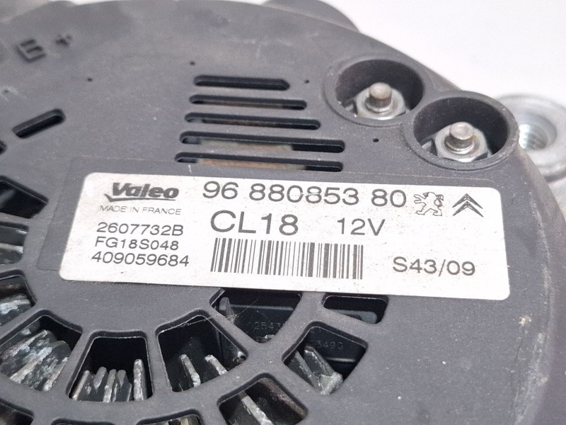 Recambio de alternador para peugeot 407 referencia OEM IAM 9688085380  