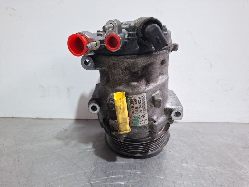 Recambio de compresor aire acondicionado para peugeot 407 referencia OEM IAM 9670022580  