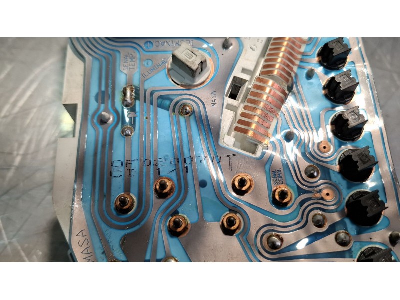 Recambio de cuenta kilometros para suzuki samurai referencia OEM IAM 3410084CC1  