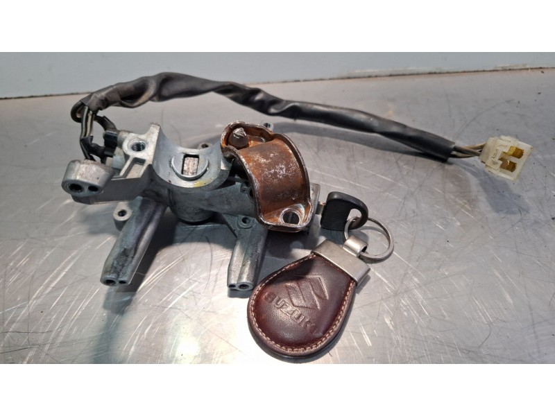 Recambio de llave de contacto para suzuki samurai referencia OEM IAM   