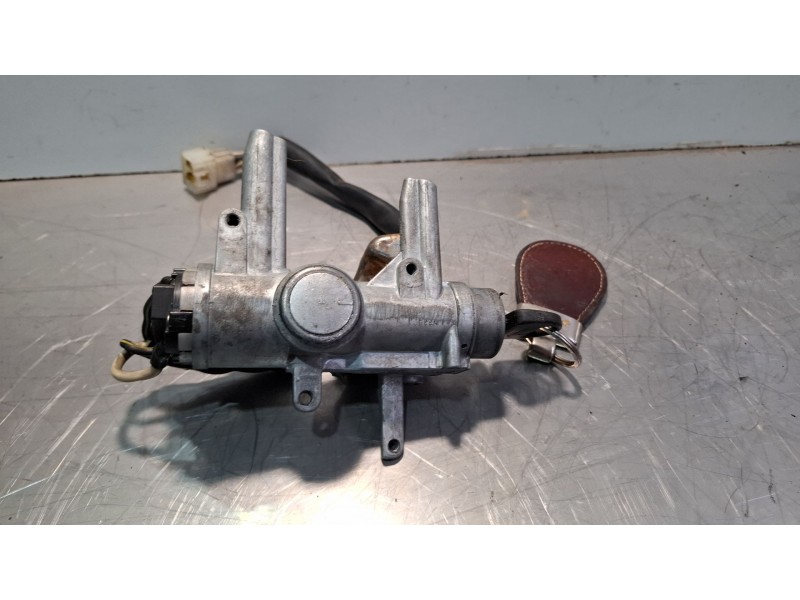 Recambio de llave de contacto para suzuki samurai referencia OEM IAM   