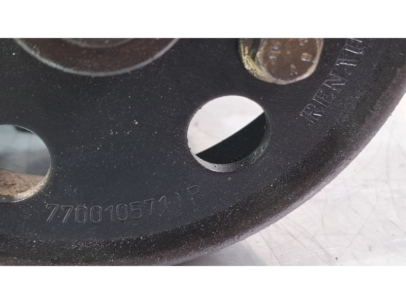 Recambio de bomba direccion asistida para suzuki samurai referencia OEM IAM 7700840106  