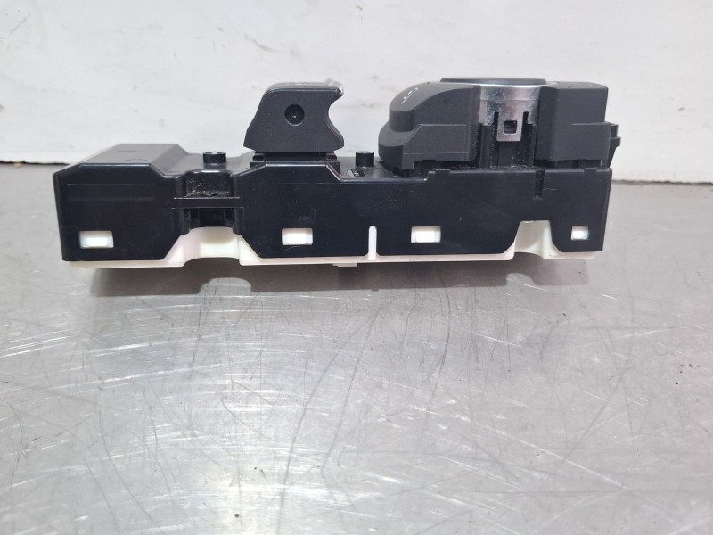Recambio de mando elevalunas delantero izquierdo para ford fiesta vii (hj, hf) 1.5 tdci referencia OEM IAM H1BT14540BC  