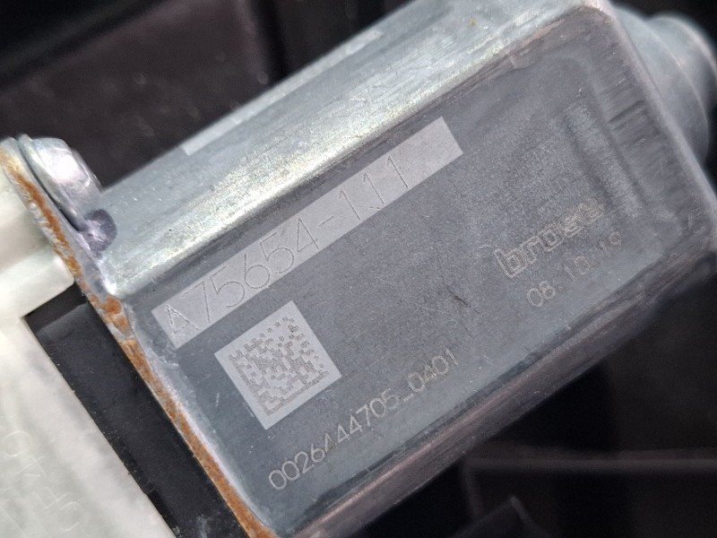 Recambio de elevalunas delantero izquierdo para ford fiesta vii (hj, hf) 1.5 tdci referencia OEM IAM H1BBA23201CF  