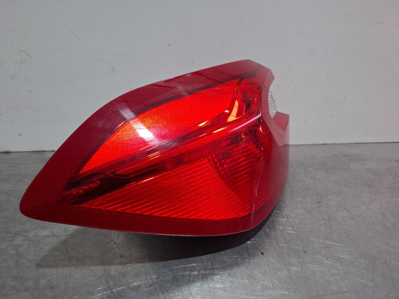 Recambio de piloto carrocería trasero izquierdo para ford fiesta vii (hj, hf) 1.5 tdci referencia OEM IAM H1BB13405AH  