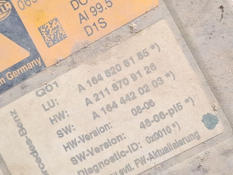 Recambio de faro delantero derecho para mercedes-benz clase m (w164) ml 320 cdi 4-matic (164.122) referencia OEM IAM   