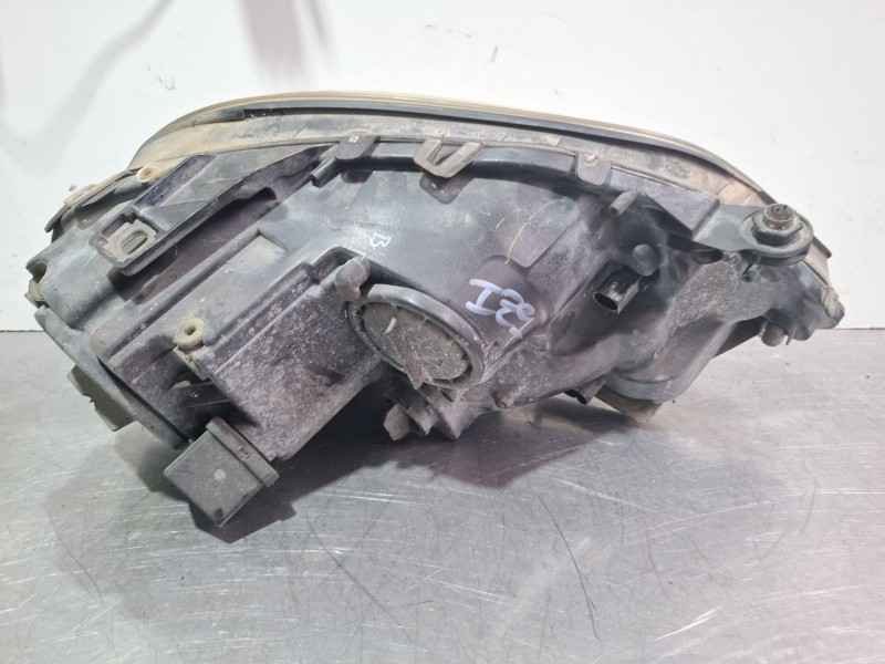 Recambio de faro delantero izquierdo para mercedes-benz clase m (w164) ml 320 cdi 4-matic (164.122) referencia OEM IAM   