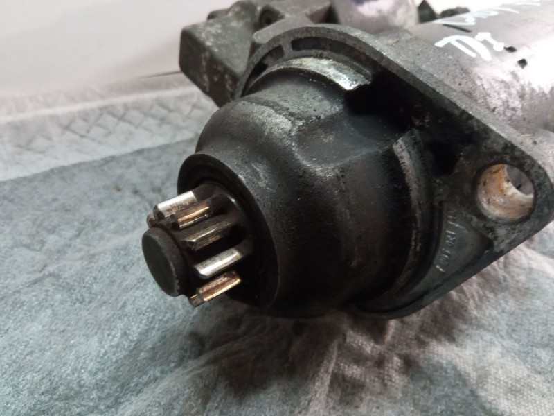 Recambio de motor arranque para volkswagen caddy referencia OEM IAM 0001125012  