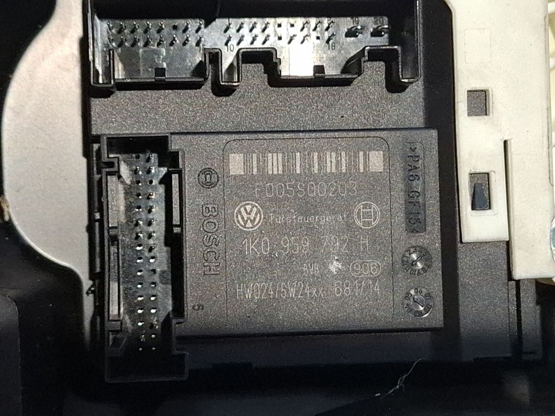 Recambio de elevalunas delantero derecho para seat leon (1p1) 1.9 tdi referencia OEM IAM 1P0837402A / 983605201  