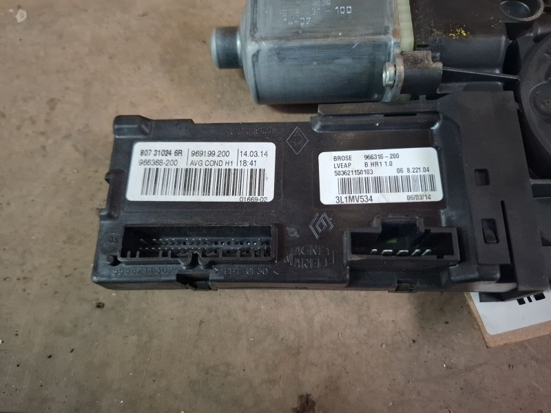 Recambio de motor elevalunas delantero izquierdo para renault megane iv sport tourer (k9a/m/n_) 1.6 dci 130 referencia OEM IAM 0