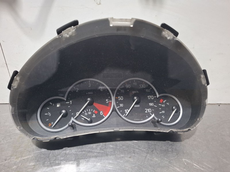 Recambio de cuenta kilometros para peugeot 206 referencia OEM IAM 9656696580  