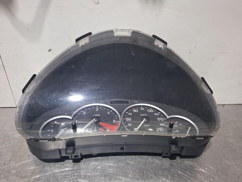 Recambio de cuenta kilometros para peugeot 206 referencia OEM IAM 9656696580  