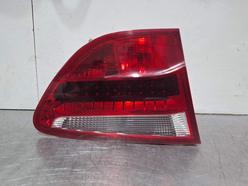 Recambio de piloto porton trasero izquierdo para seat exeo st (3r5) 2.0 tdi referencia OEM IAM 3R0945093A / 89505091  