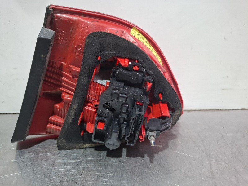 Recambio de piloto porton trasero izquierdo para seat exeo st (3r5) 2.0 tdi referencia OEM IAM 3R0945093A / 89505091  