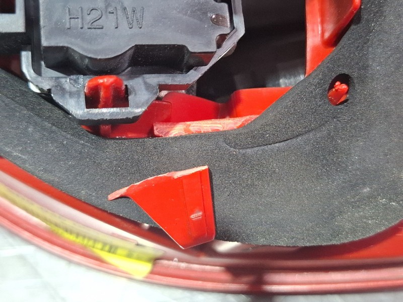 Recambio de piloto porton trasero izquierdo para seat exeo st (3r5) 2.0 tdi referencia OEM IAM 3R0945093A / 89505091  