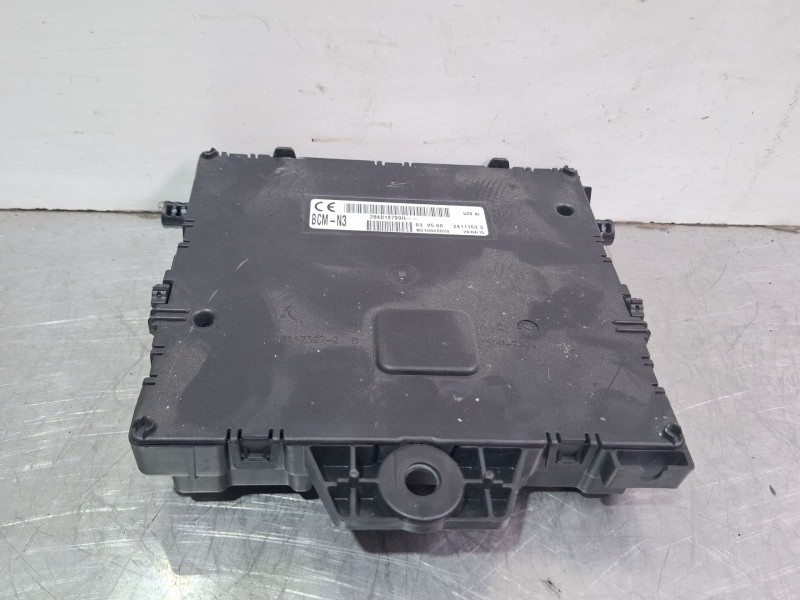 Recambio de modulo electronico para renault master referencia OEM IAM 284B19799R  