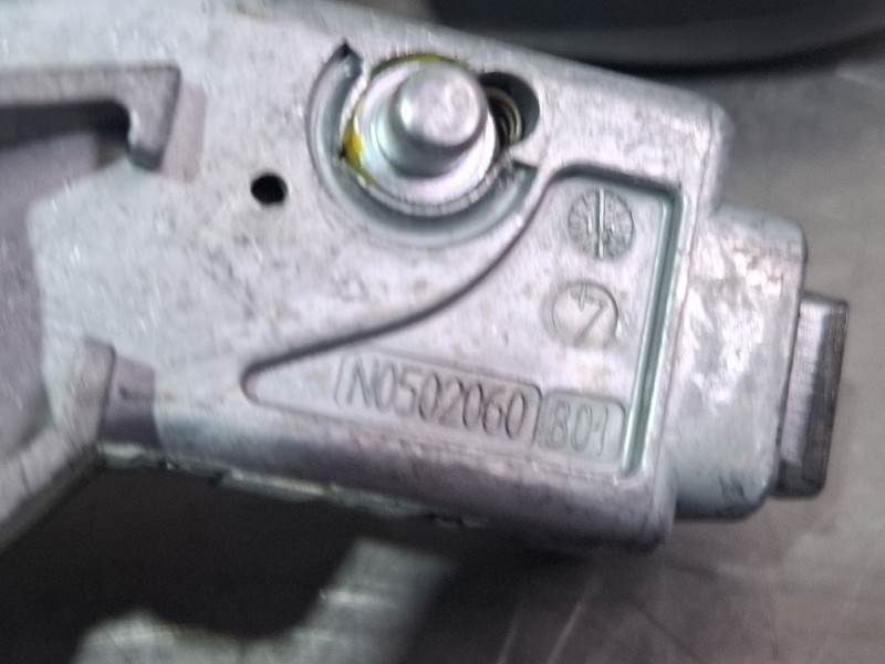 Recambio de conmutador de arranque para renault master referencia OEM IAM 2811334922T  