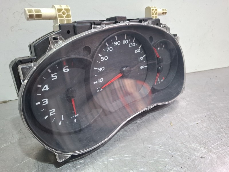 Recambio de cuenta kilometros para renault master referencia OEM IAM P248105652R  