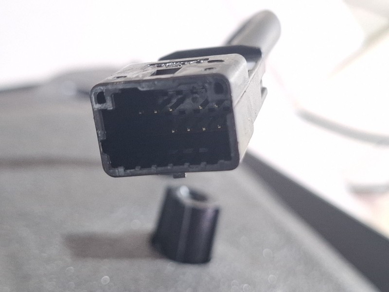 Recambio de espejo retrovisor derecho electrico para renault master referencia OEM IAM 963010146R  