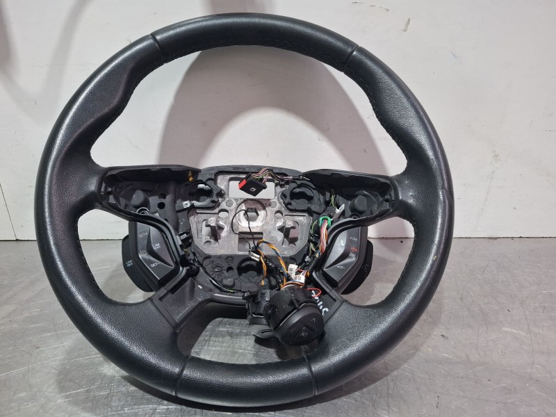 Recambio de volante (sin airbag) para ford focus iii 1.6 tdci referencia OEM IAM AM513600DE-3ZHE  