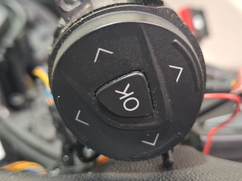 Recambio de volante (sin airbag) para ford focus iii 1.6 tdci referencia OEM IAM AM513600DE-3ZHE  