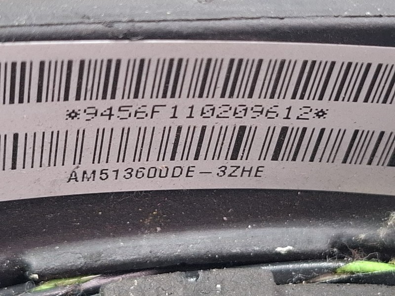 Recambio de volante (sin airbag) para ford focus iii 1.6 tdci referencia OEM IAM AM513600DE-3ZHE  