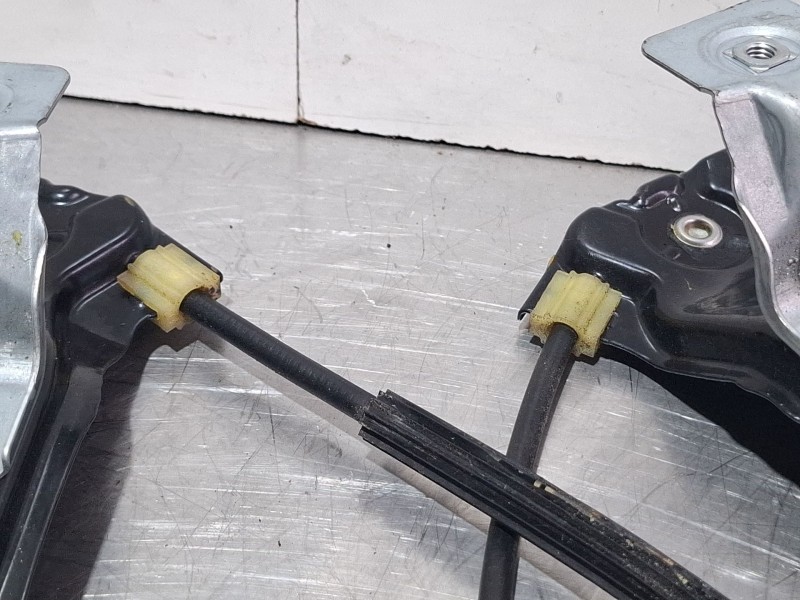 Recambio de elevalunas delantero izquierdo para ford focus iii 1.6 tdci referencia OEM IAM BM51A23201AB  