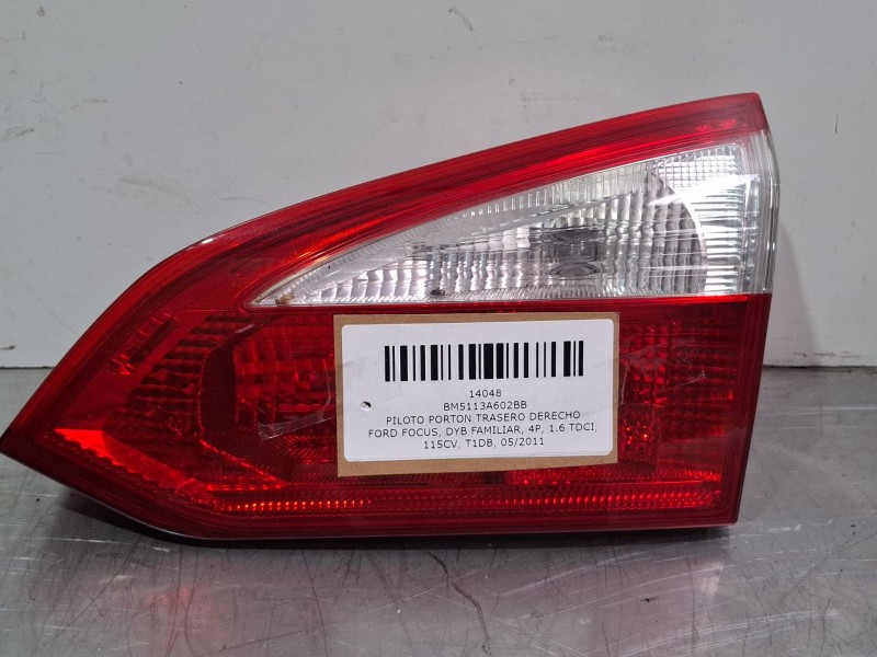 Recambio de piloto porton trasero derecho para ford focus iii 1.6 tdci referencia OEM IAM BM5113A602BB  
