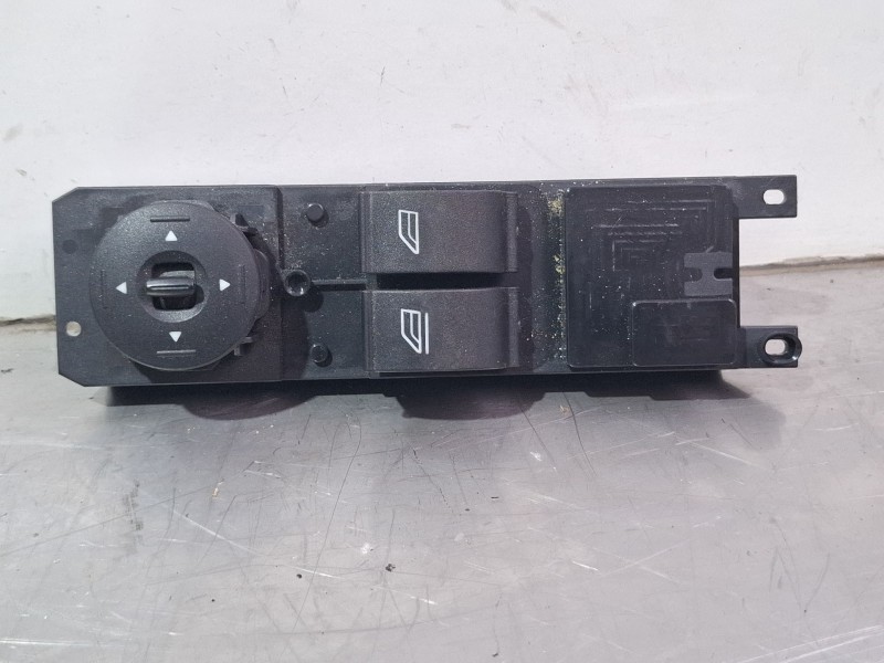 Recambio de mando elevalunas delantero izquierdo para ford focus iii 1.6 tdci referencia OEM IAM AM5T14A132EA  