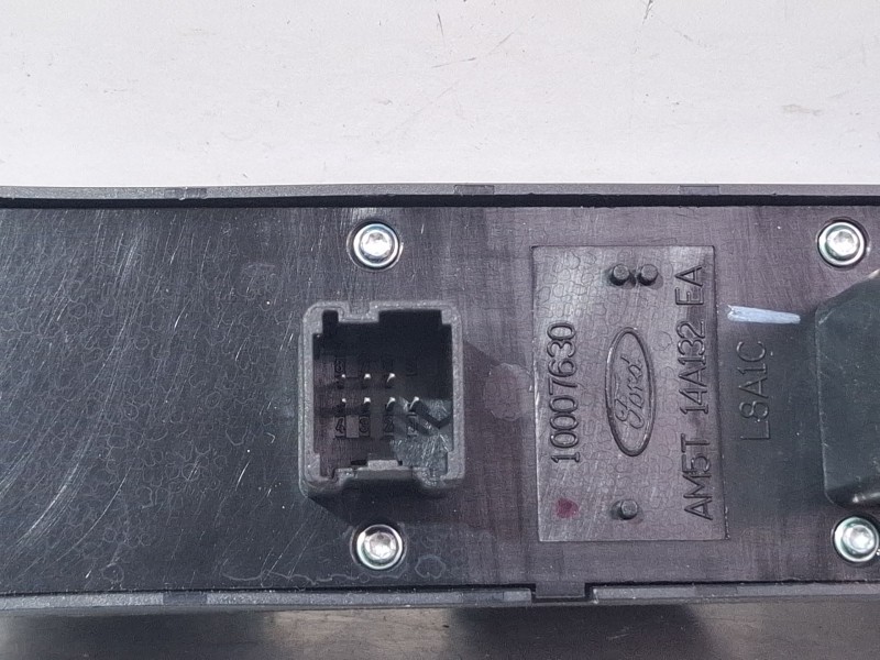 Recambio de mando elevalunas delantero izquierdo para ford focus iii 1.6 tdci referencia OEM IAM AM5T14A132EA  