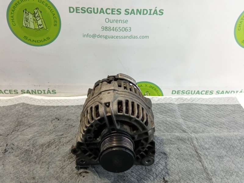 Recambio de alternador para volkswagen golf referencia OEM IAM 0124325003-C  