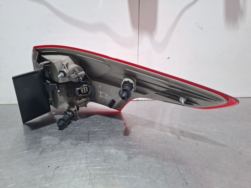 Recambio de piloto trasero izquierdo para ford focus iii 1.6 tdci referencia OEM IAM BM5113405GB  