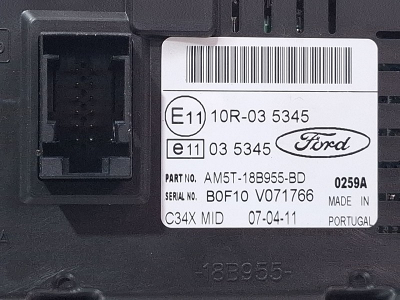 Recambio de pantalla multifuncion para ford focus iii 1.6 tdci referencia OEM IAM AM5T18B955BD  