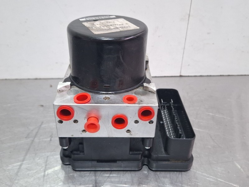 Recambio de modulo abs para ford focus iii 1.6 tdci referencia OEM IAM BV612C405AF  