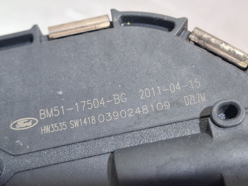 Recambio de motor limpiaparabrisas delantero derecho para ford focus iii 1.6 tdci referencia OEM IAM BM5114504BG  