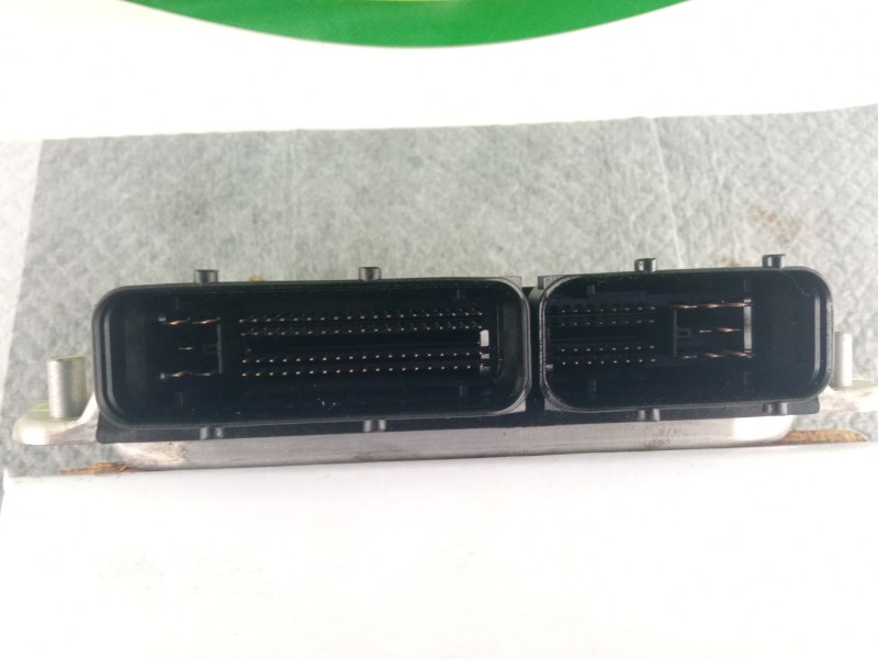 Recambio de centralita motor para volkswagen passat referencia OEM IAM 038906019GQ  