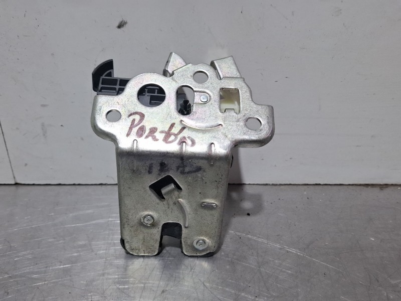 Recambio de cerradura maletero / porton para audi a1 (8x1, 8xk) 2.0 tdi referencia OEM IAM 8K9827505A  