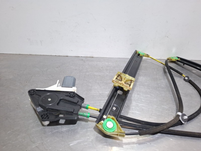 Recambio de elevalunas delantero derecho para audi a1 (8x1, 8xk) 2.0 tdi referencia OEM IAM 8K0959802C  